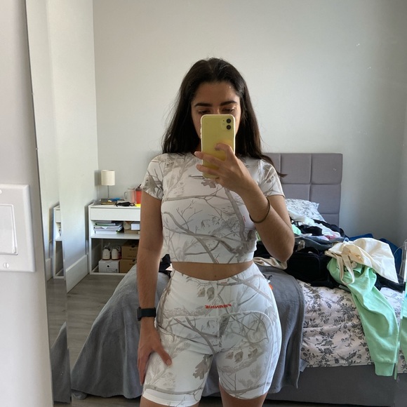 Frankie Collective Set - Picture 2 of 3